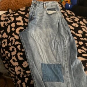 Men's Blue Jeans with Pocket Detail